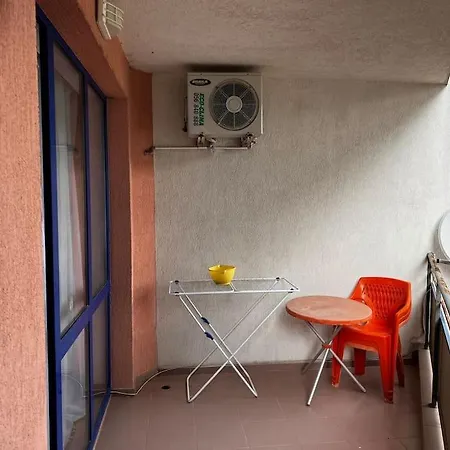 Apartment Close